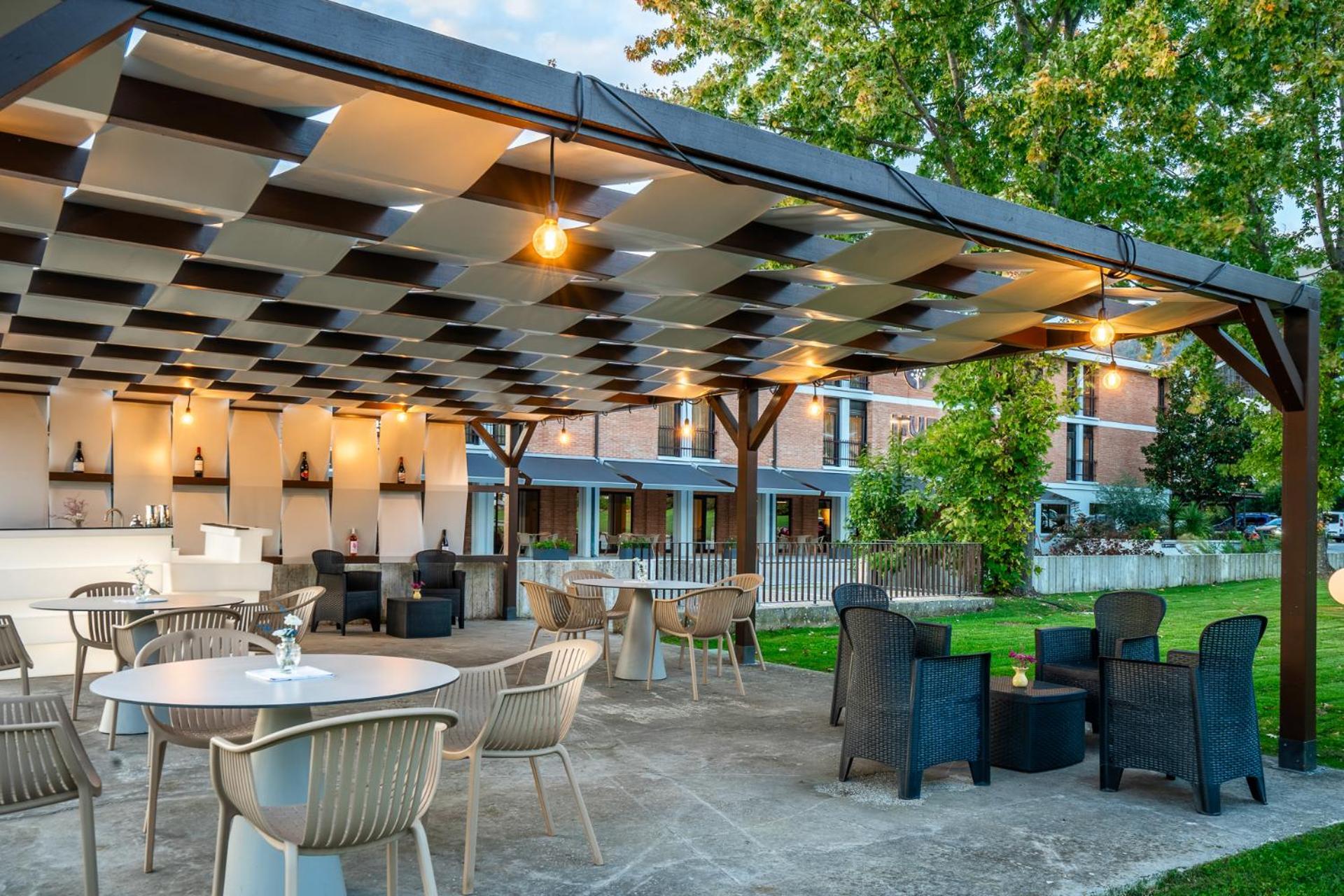 Hub Hotel Губбио Экстерьер фото