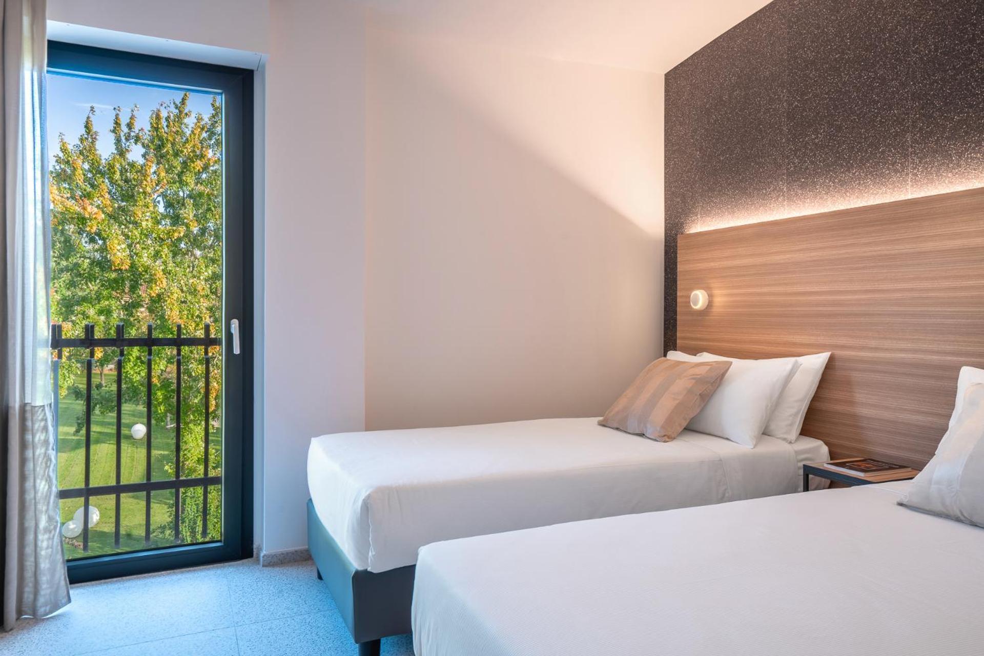 Hub Hotel Губбио Экстерьер фото