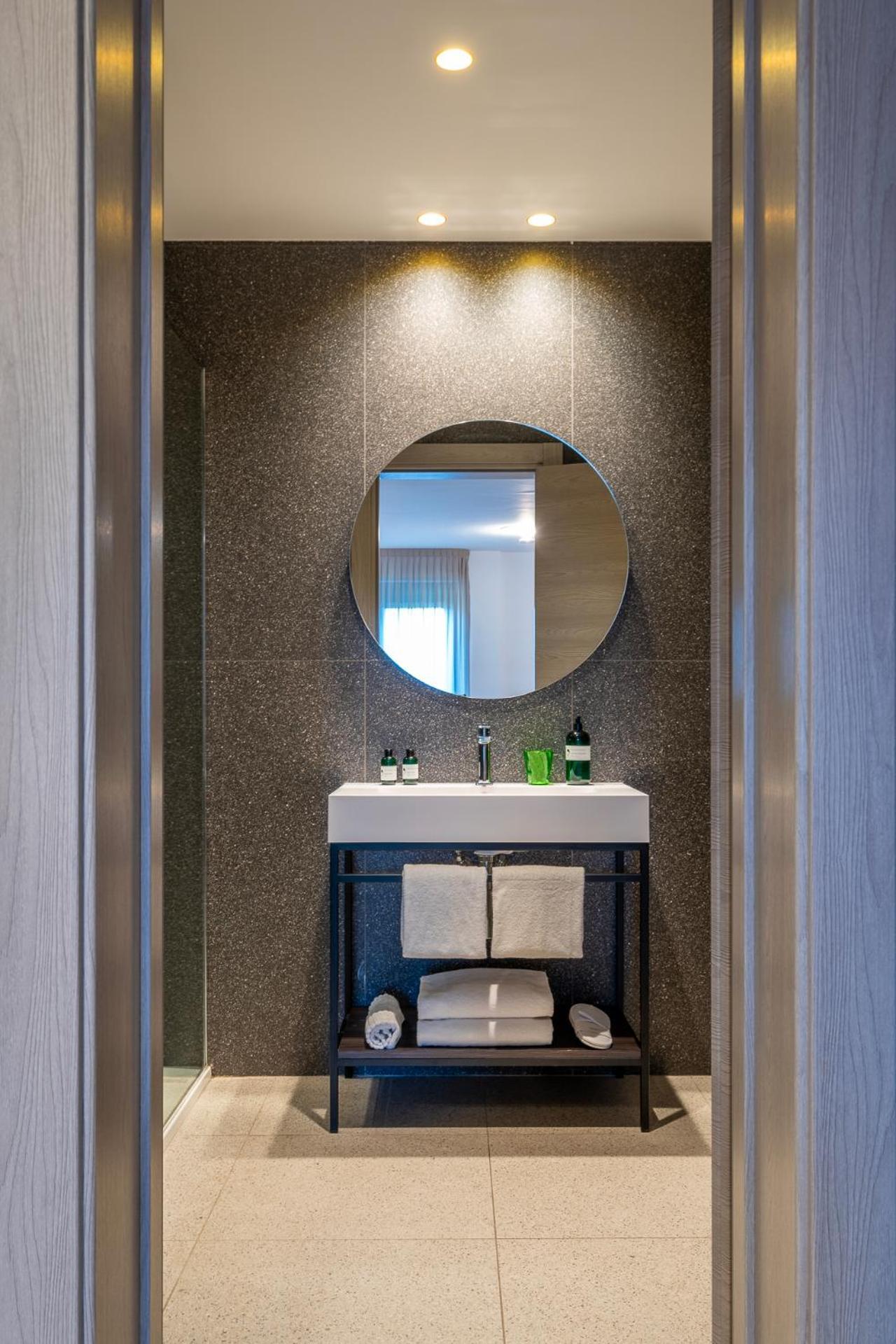 Hub Hotel Губбио Экстерьер фото